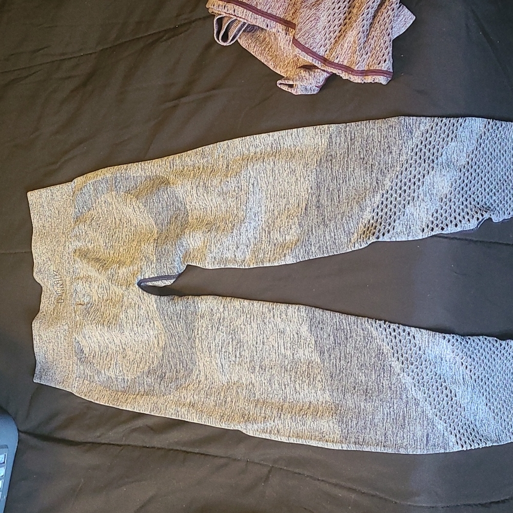 PINK Seamless Leggings small Navy Blue and gray.